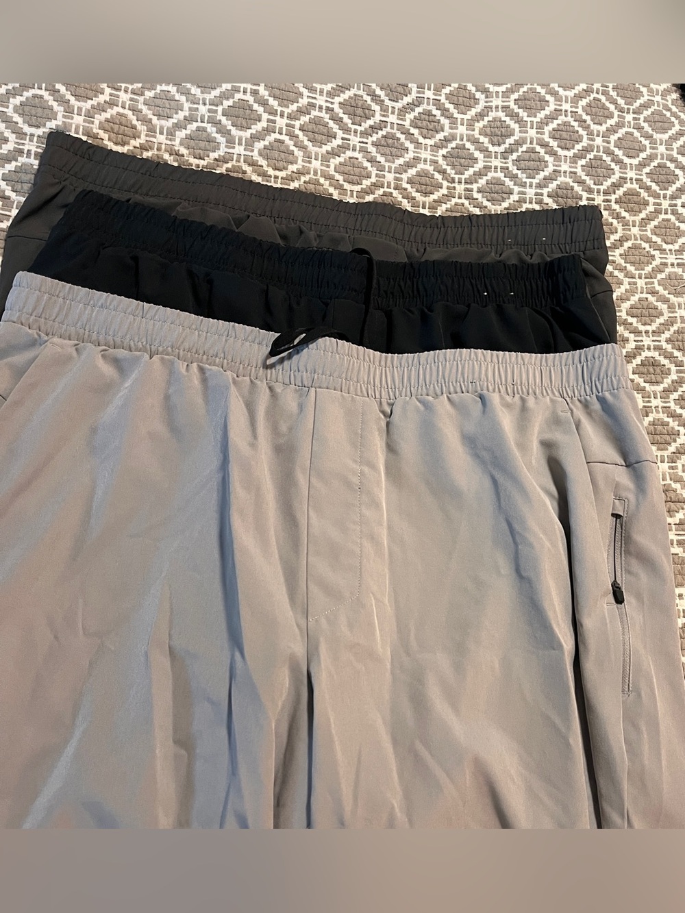Men's Lightweight Elastic-Waist gym  Shorts — Black & Light Gray 3 pairs